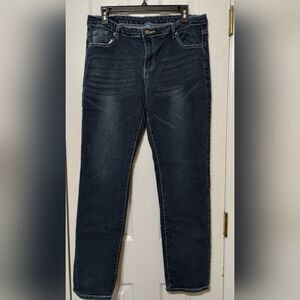 Women’s Fashion Jeans • Unbranded • 17” Waist • 28.5” Inseam